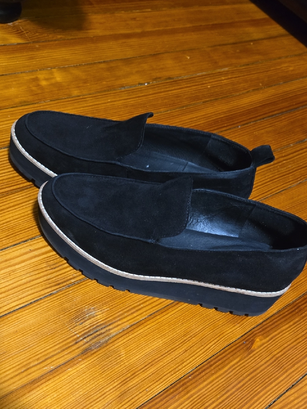 Ladies Black Suede Platform Slip-On Loafers — Classic Comfort 8.5